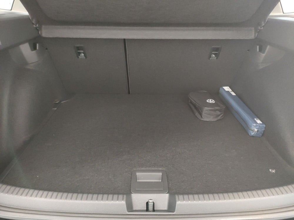 Volkswagen Taigo nuova a Bologna (18)