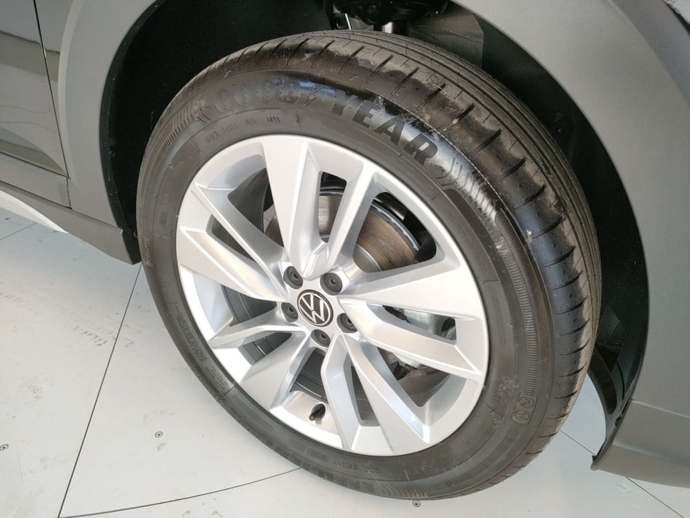 Volkswagen Taigo nuova a Bologna (7)