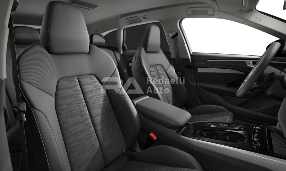 Audi A6 Avant nuova a Lecco (6)