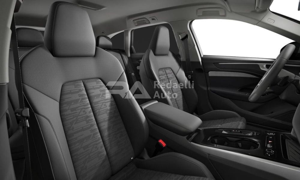 Audi A6 Avant nuova a Lecco (6)