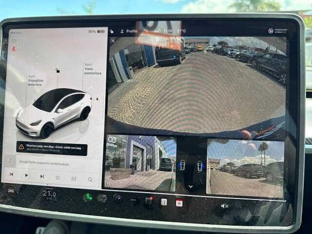 Tesla Model Y usata a Napoli (12)