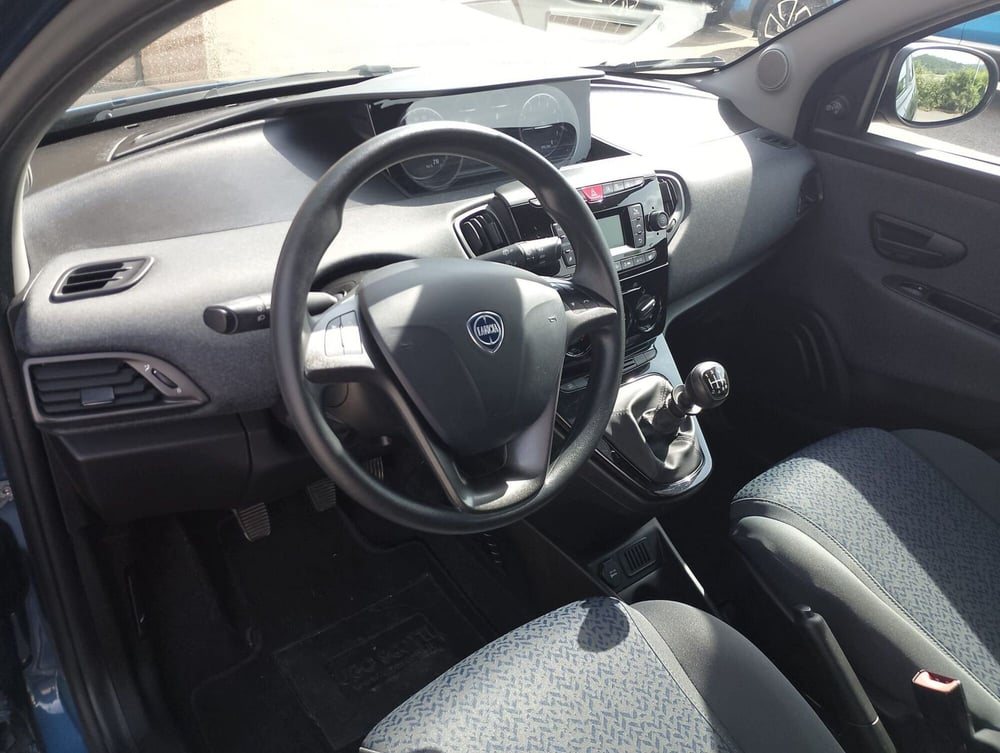 Lancia Ypsilon usata a Firenze (4)