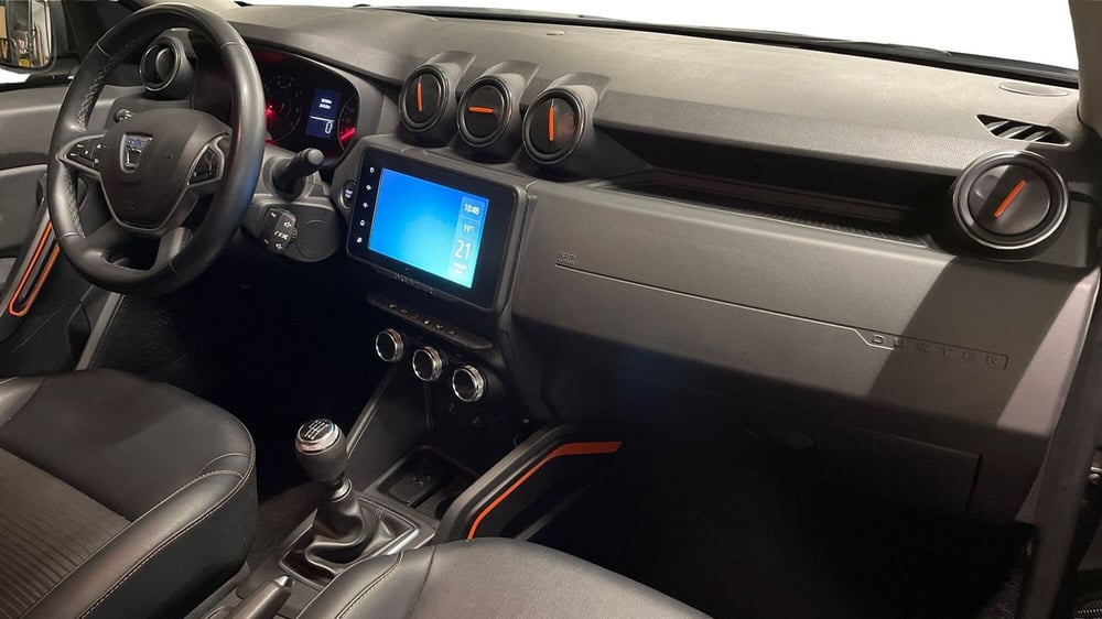 Dacia Duster usata a Varese (5)