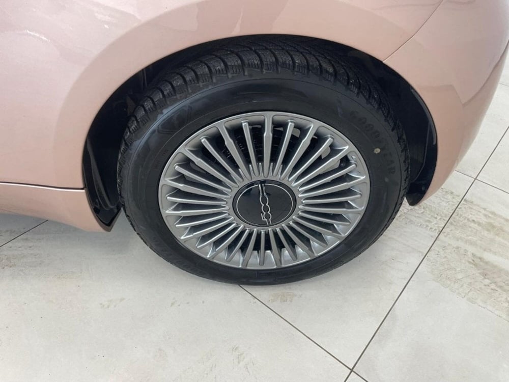 Fiat 500e usata a Palermo (12)