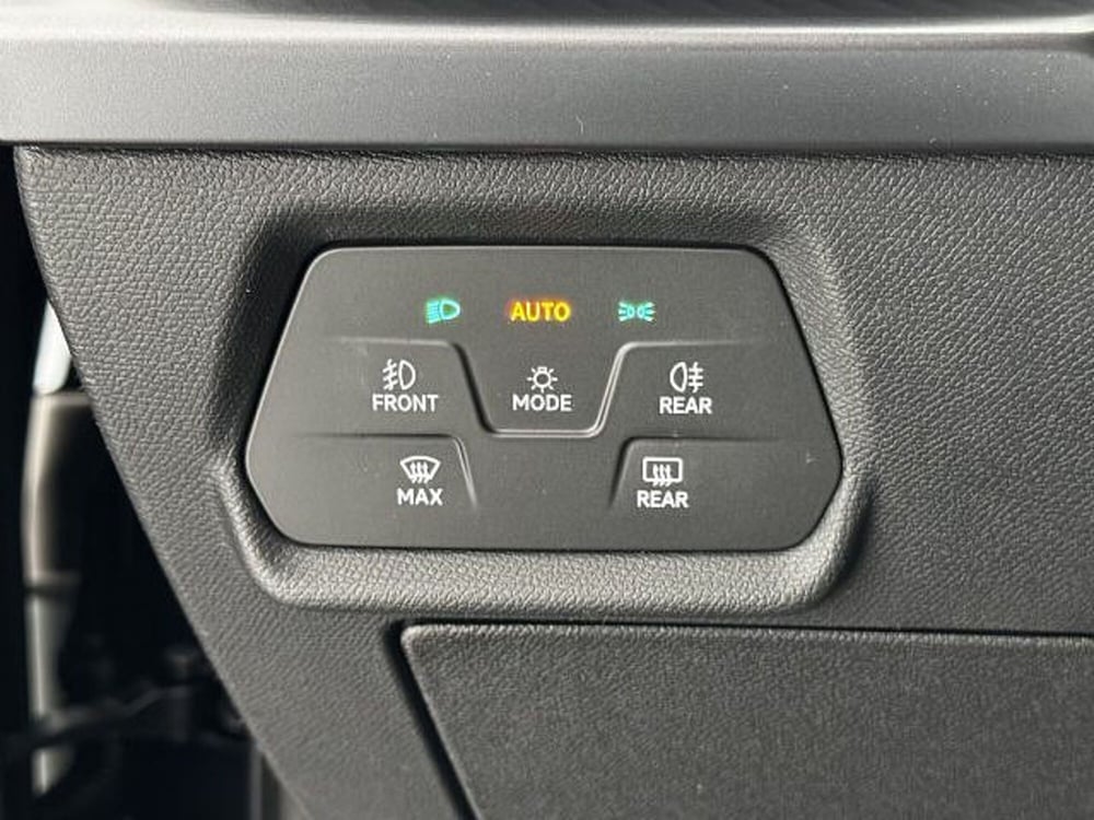 Cupra Leon nuova a Vicenza (12)