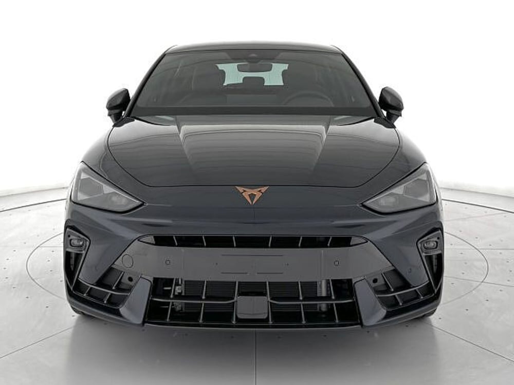 Cupra Leon nuova a Vicenza (2)