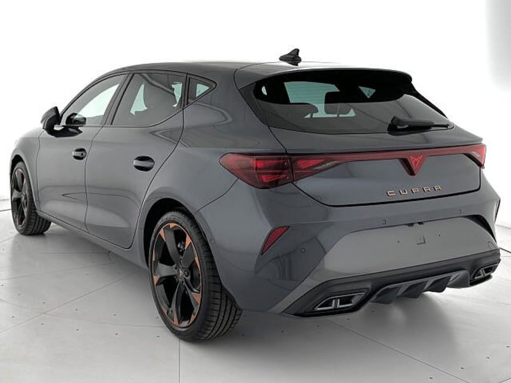 Cupra Leon nuova a Vicenza (5)