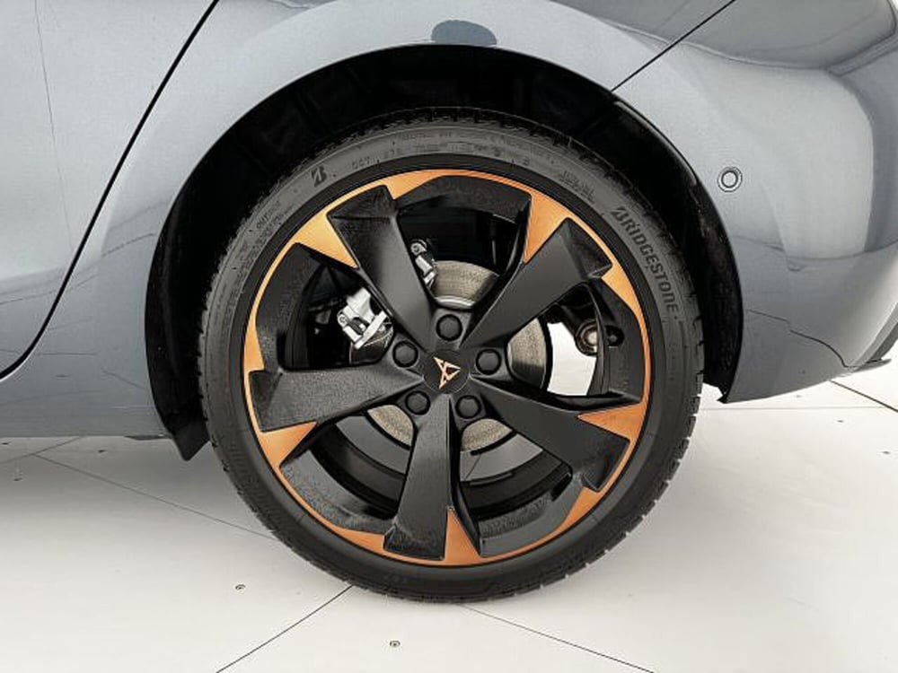 Cupra Leon nuova a Vicenza (6)