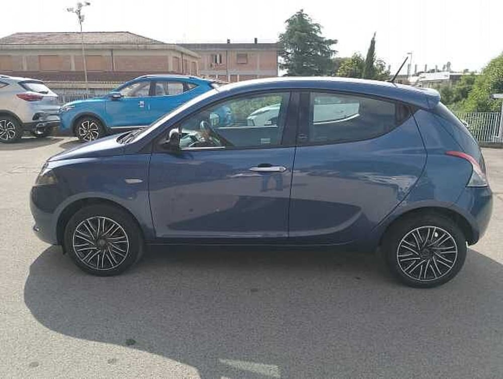 Lancia Ypsilon usata a Firenze (3)
