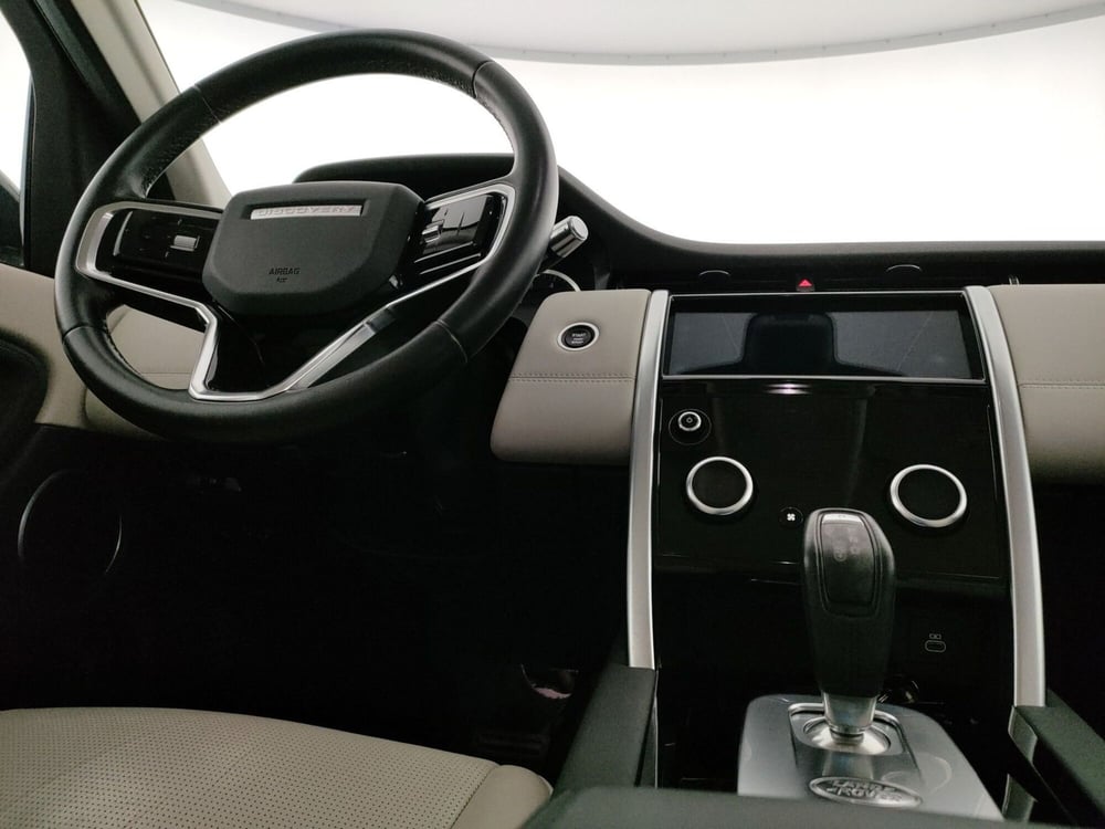 Land Rover Discovery Sport usata a Milano (11)