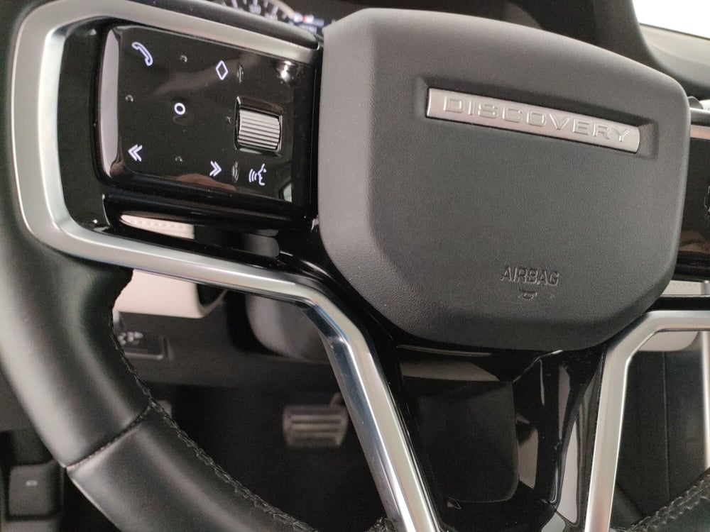 Land Rover Discovery Sport usata a Milano (13)