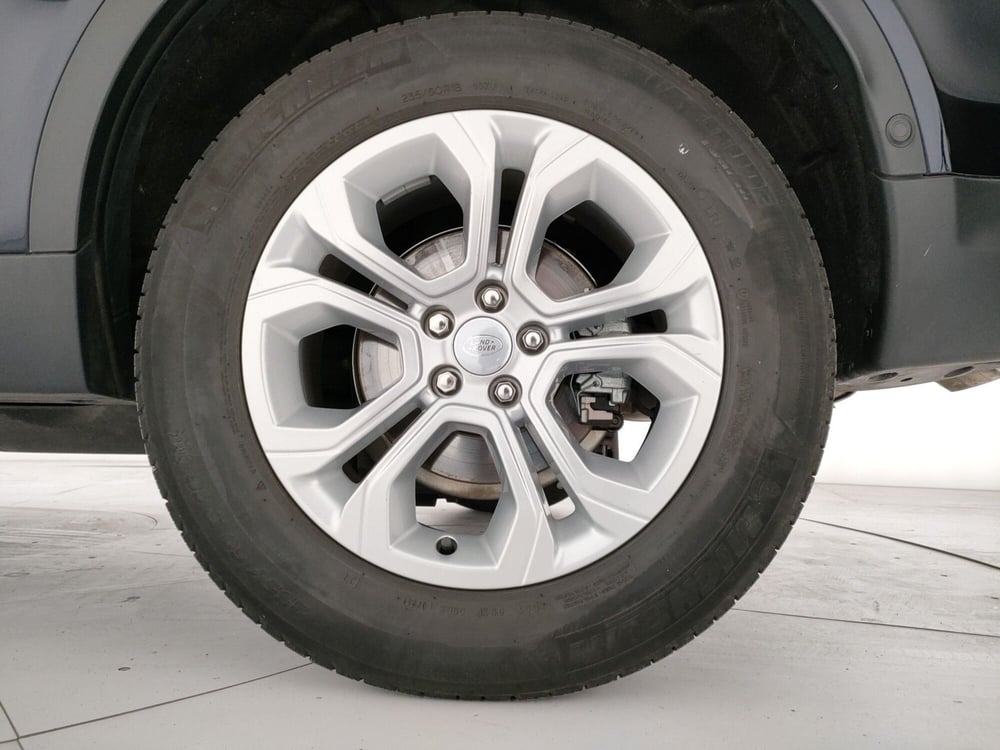 Land Rover Discovery Sport usata a Milano (9)