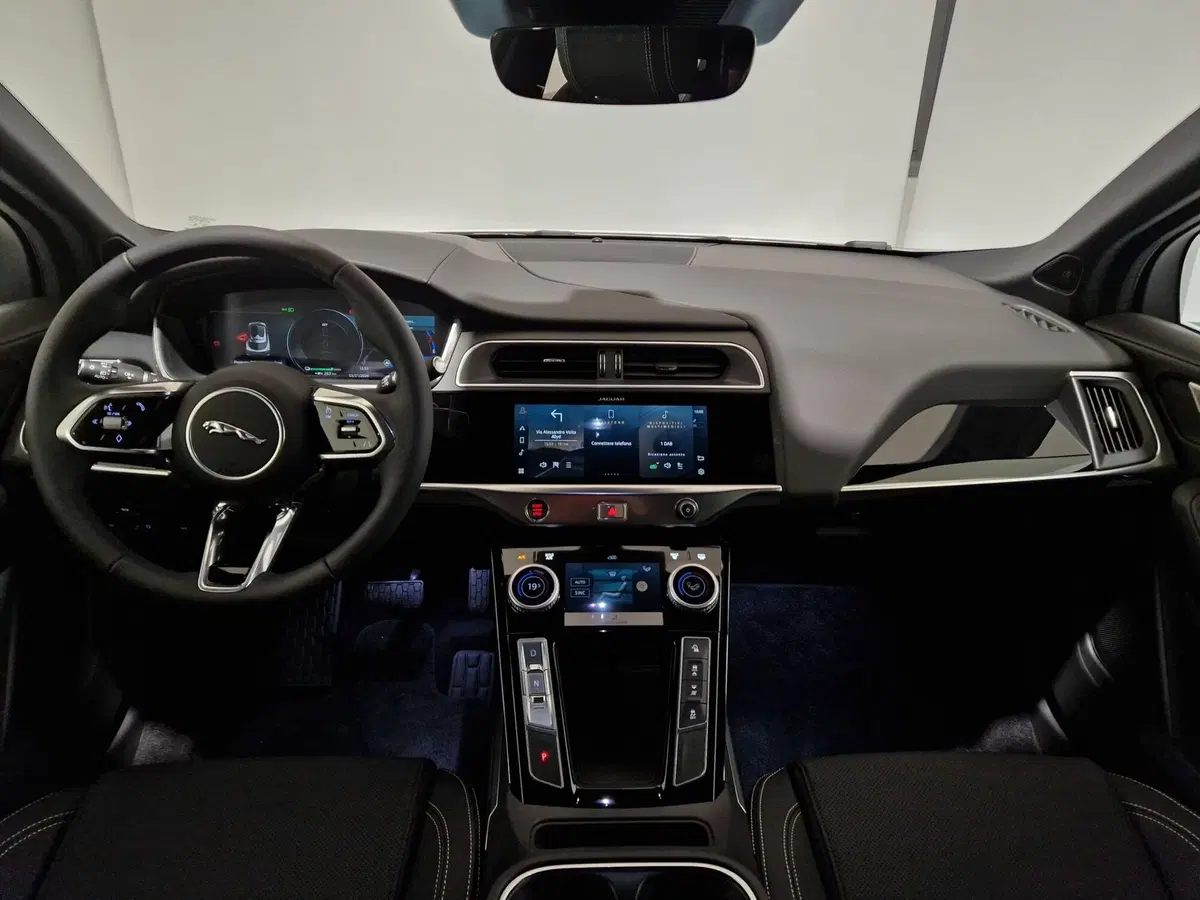 Jaguar I-Pace usata a Firenze (4)