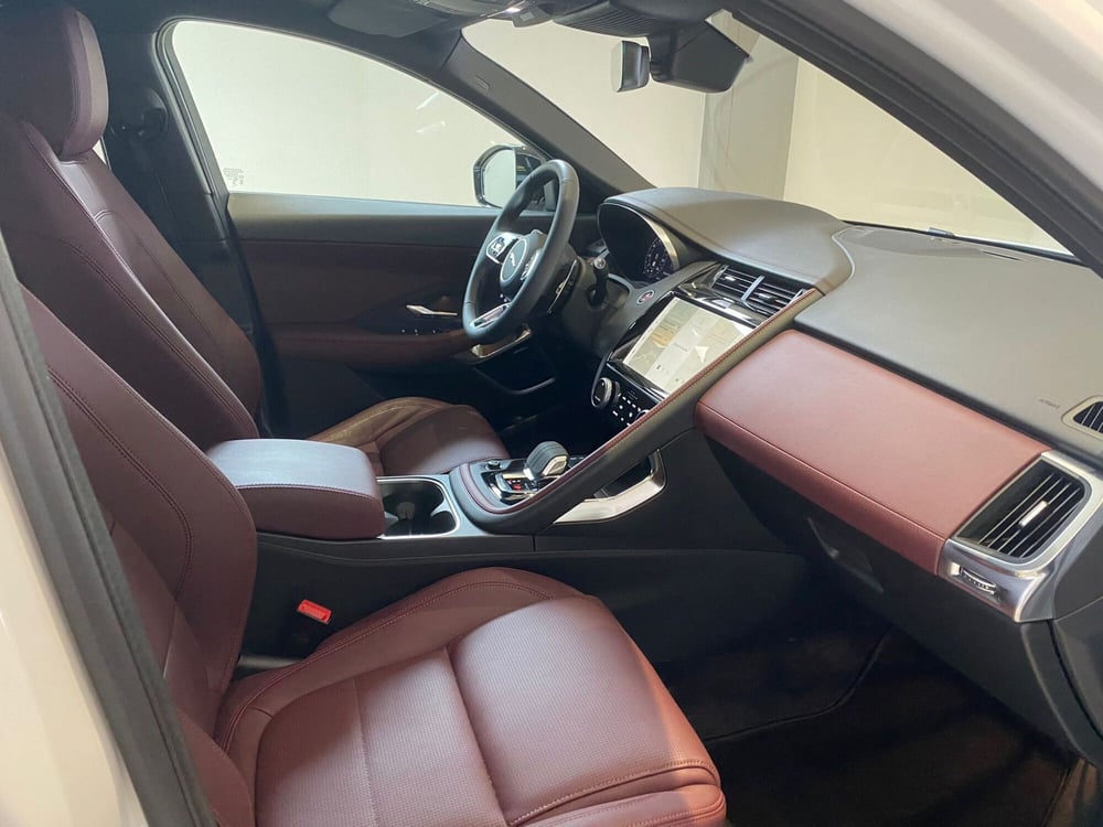 Jaguar E-Pace usata a Firenze (3)