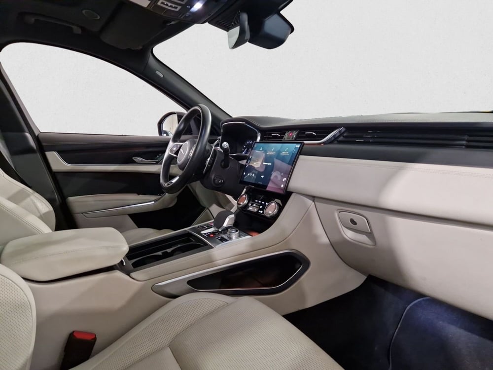 Jaguar F-Pace usata a Firenze (3)