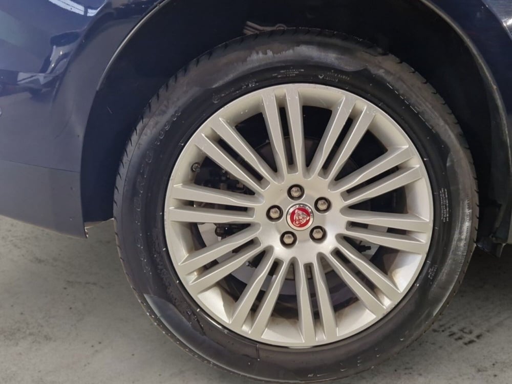 Jaguar F-Pace usata a Firenze (9)