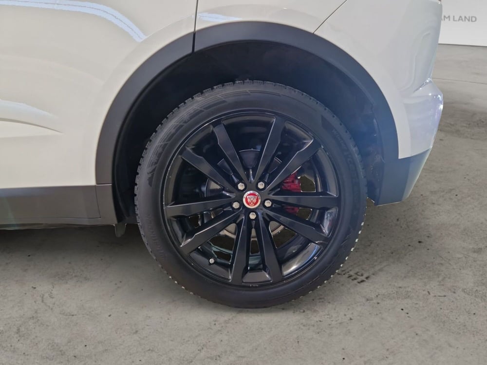 Jaguar E-Pace usata a Firenze (9)
