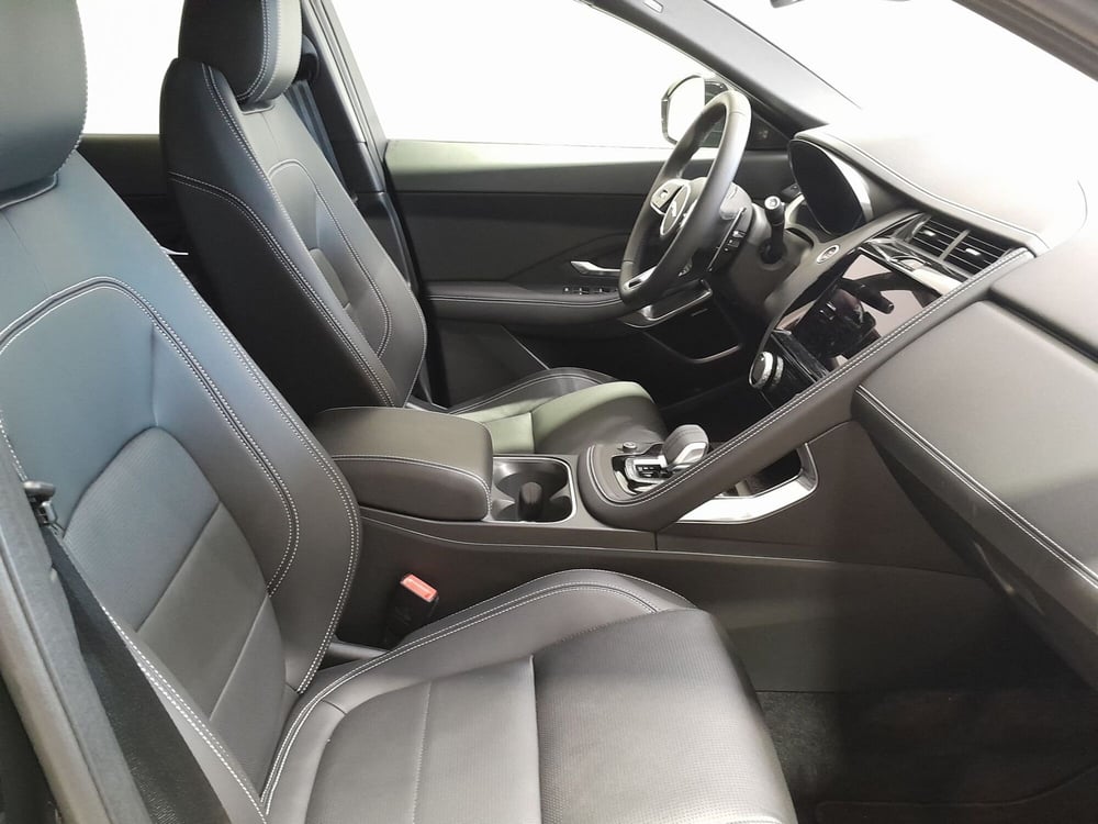 Jaguar E-Pace usata a Firenze (3)