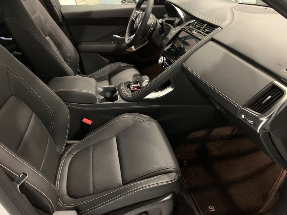 Jaguar E-Pace usata a Firenze (3)