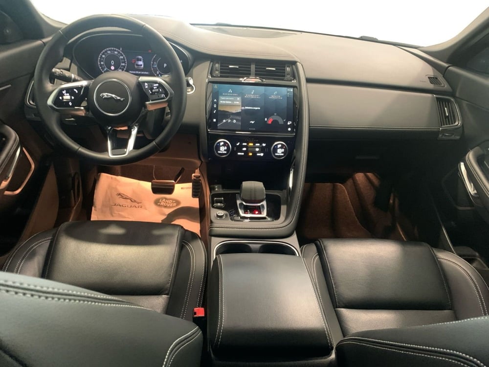 Jaguar E-Pace usata a Firenze (4)