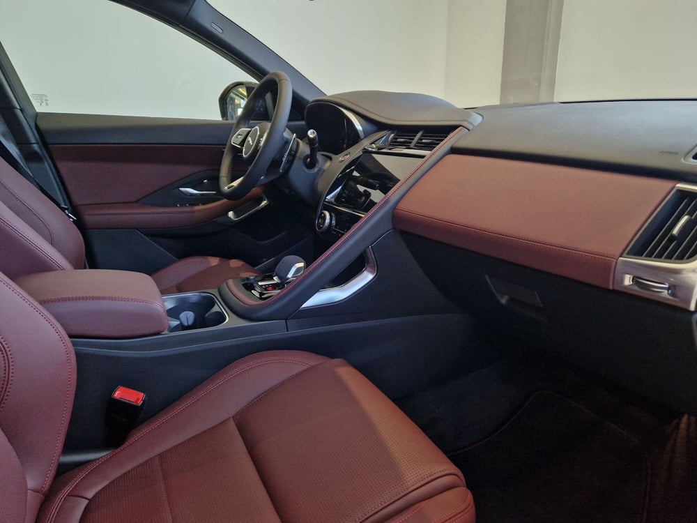 Jaguar E-Pace usata a Firenze (3)