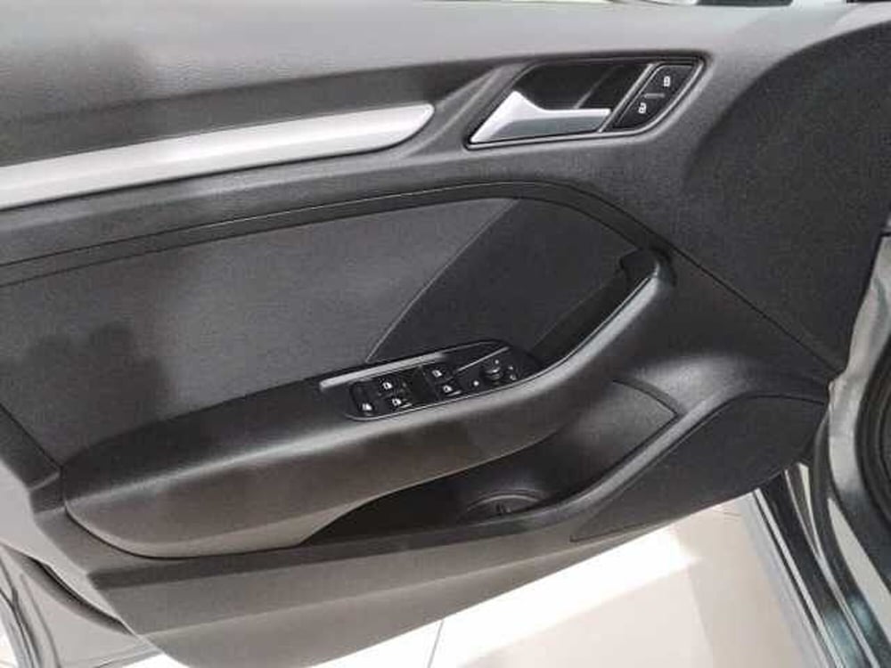 Audi A3 Sportback usata a Lecce (5)