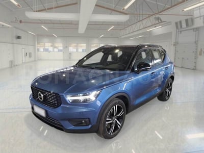 Volvo XC40 T5 Recharge Plug-in Hybrid R-design del 2021 usata a Forli&#039;