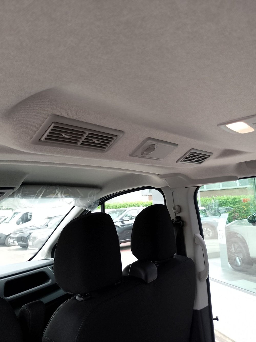 Nissan Primastar nuova a Modena (15)