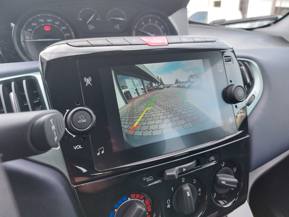 Lancia Ypsilon usata a Pavia (10)