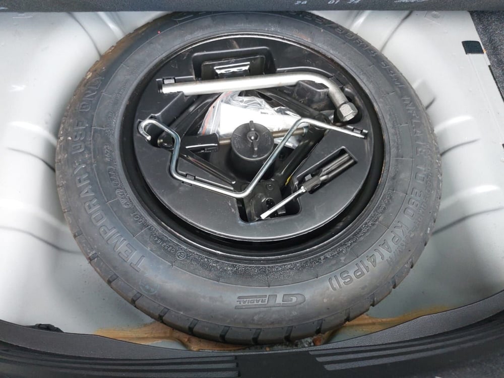 Lancia Ypsilon usata a Pavia (7)