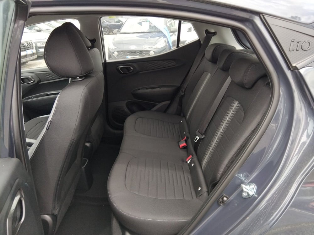 Hyundai i10 nuova a Roma (12)