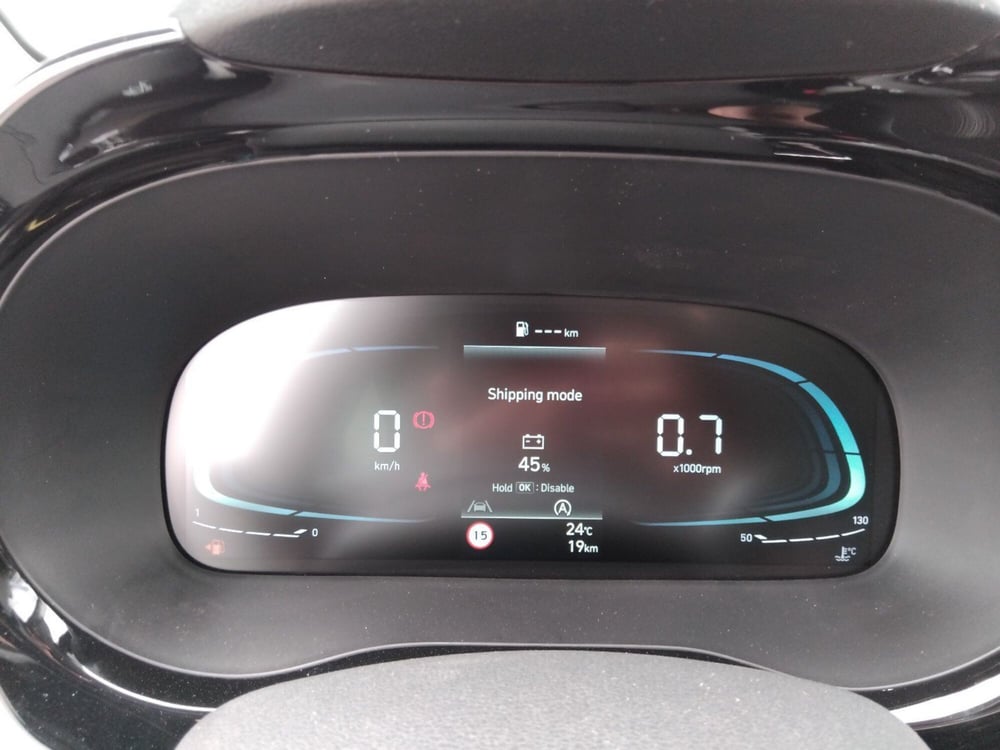 Hyundai i10 nuova a Roma (16)