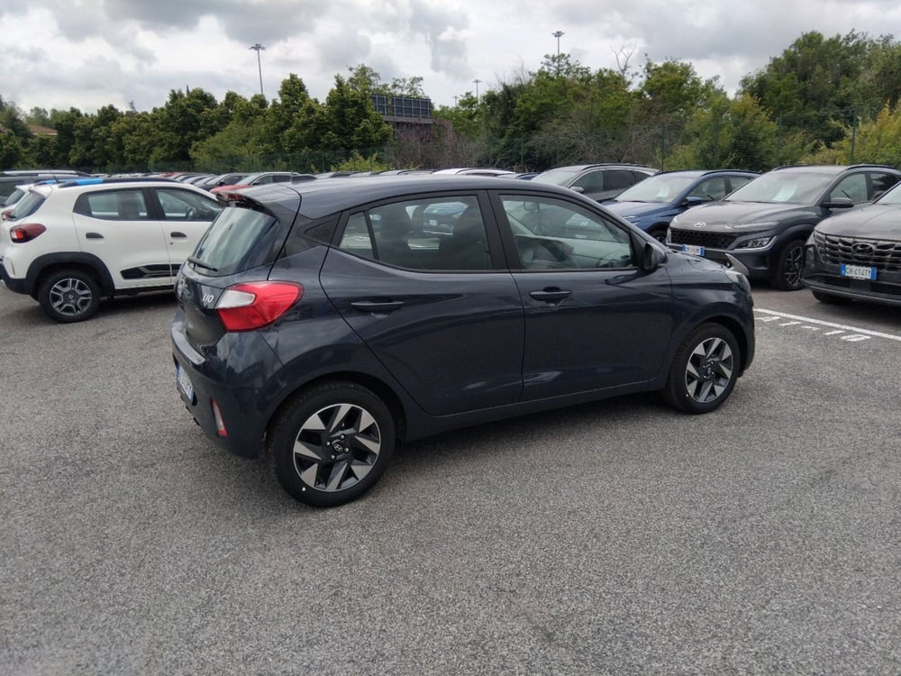 Hyundai i10 nuova a Roma (6)