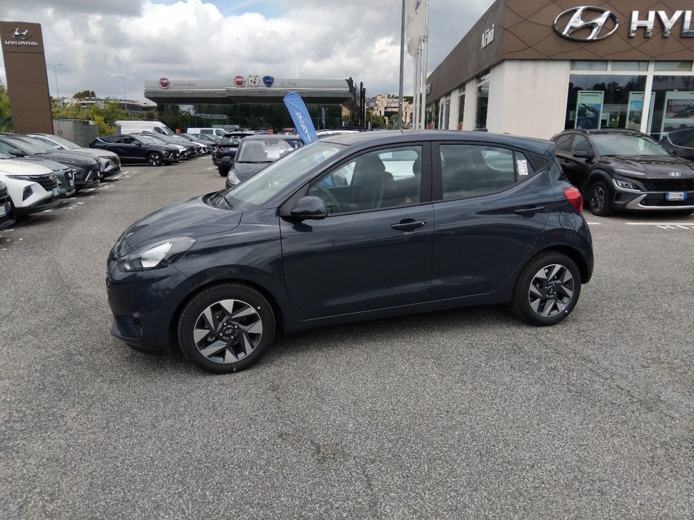 Hyundai i10 nuova a Roma (8)