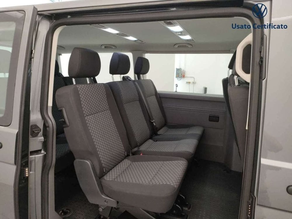 Volkswagen Veicoli Commerciali Caravelle usata a Varese (13)