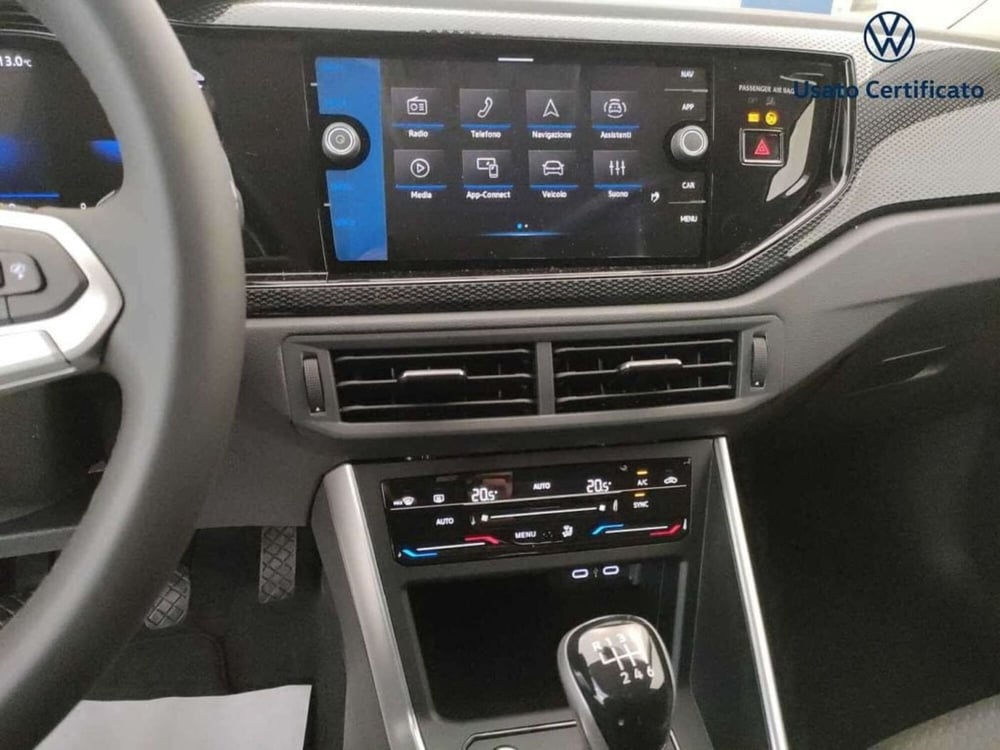 Volkswagen Taigo nuova a Varese (13)