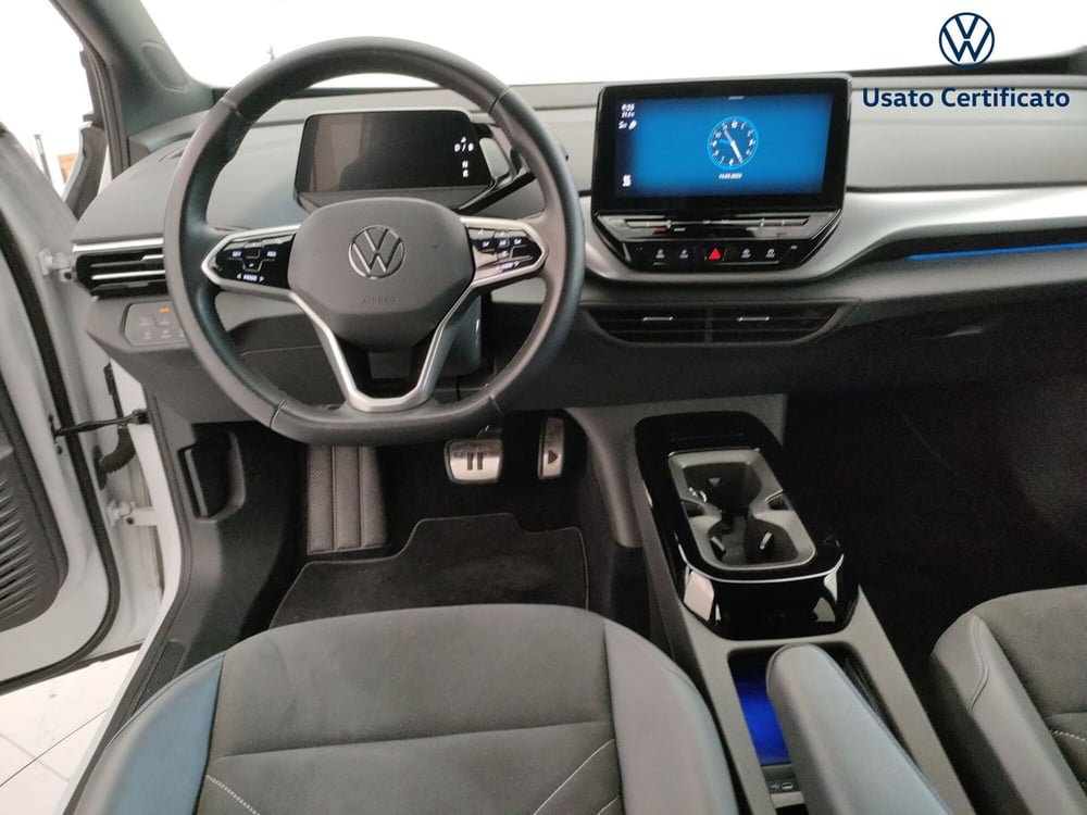 Volkswagen ID.4 usata a Varese (11)
