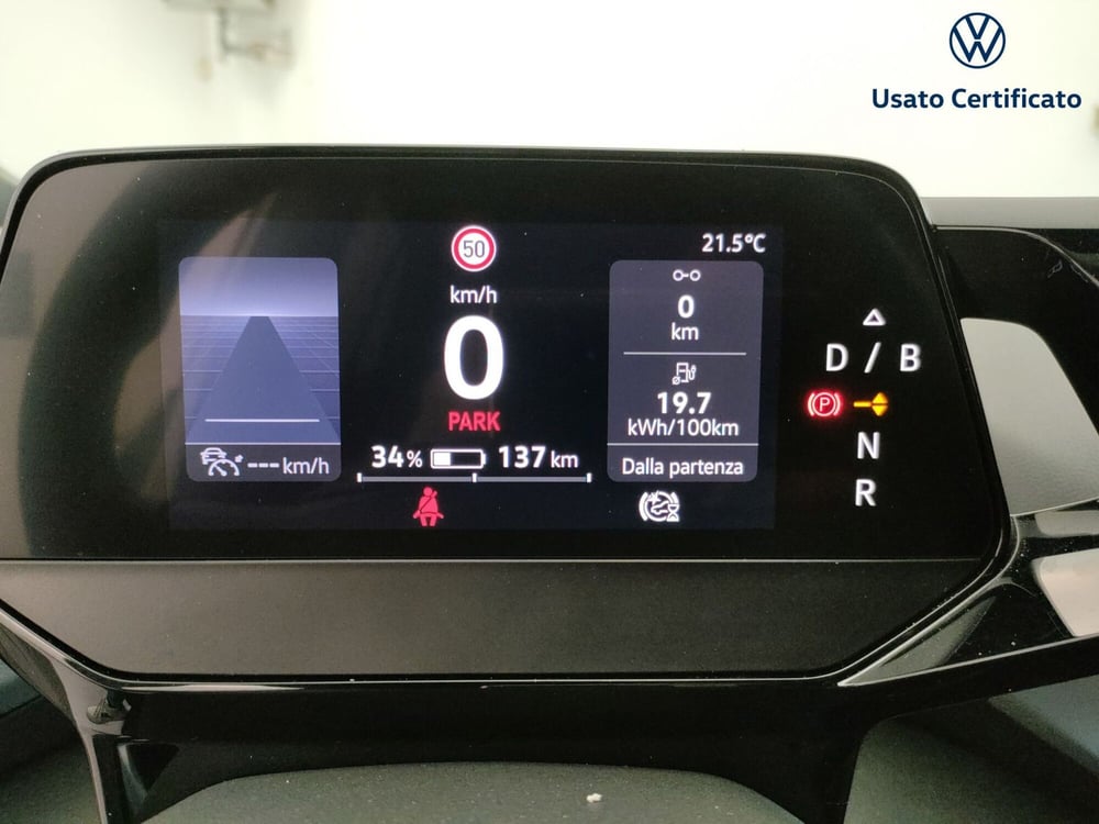 Volkswagen ID.4 usata a Varese (13)