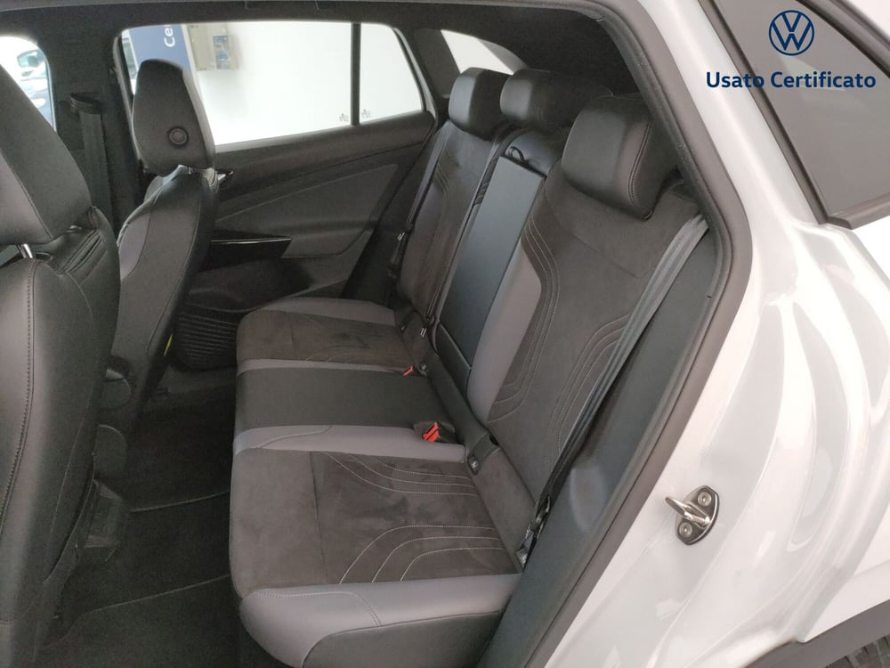 Volkswagen ID.4 usata a Varese (8)
