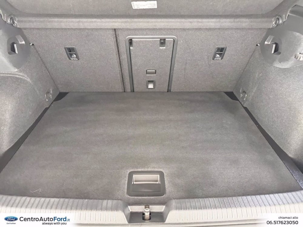 Volkswagen Golf Variant usata a Roma (11)