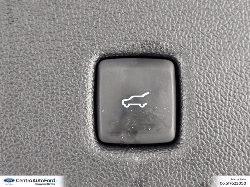 Ford Kuga usata a Roma (12)