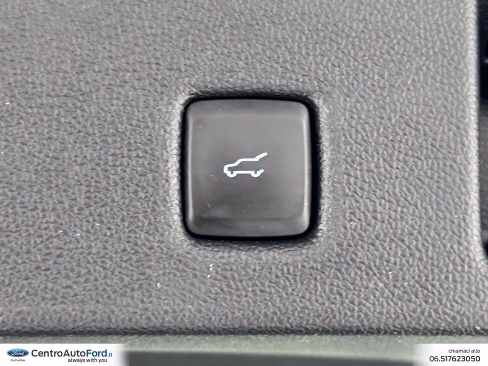 Ford Kuga usata a Roma (12)