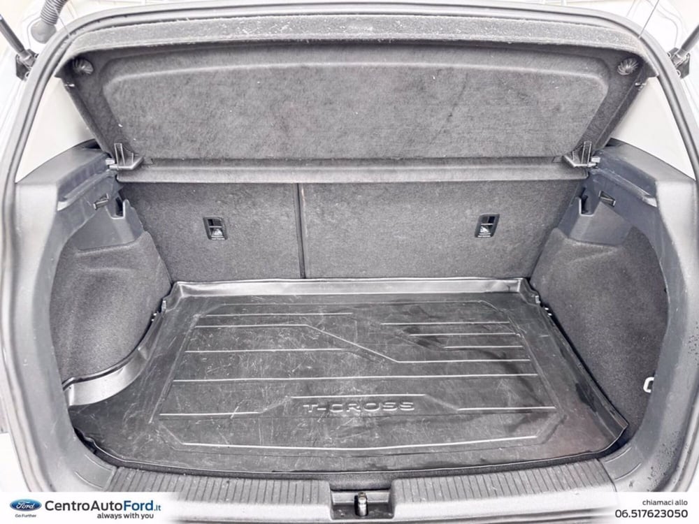 Volkswagen T-Cross usata a Roma (11)