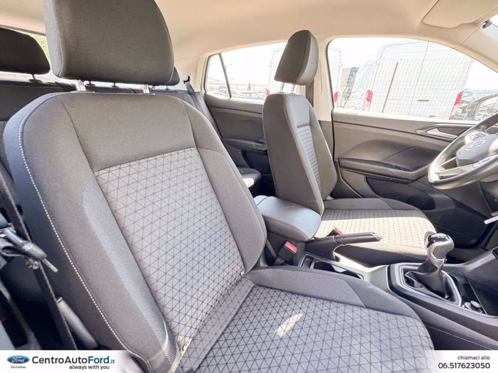 Volkswagen T-Cross usata a Roma (7)