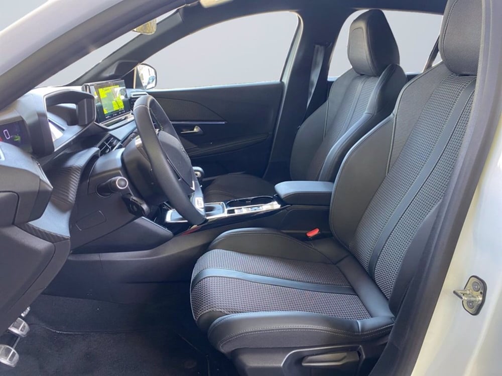 Peugeot 208 usata a Milano (9)