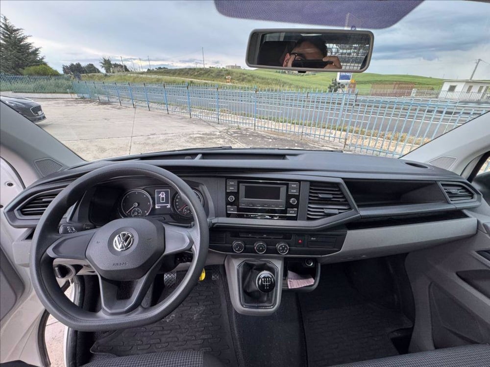 Volkswagen Veicoli Commerciali T6.1 usata a Matera (11)