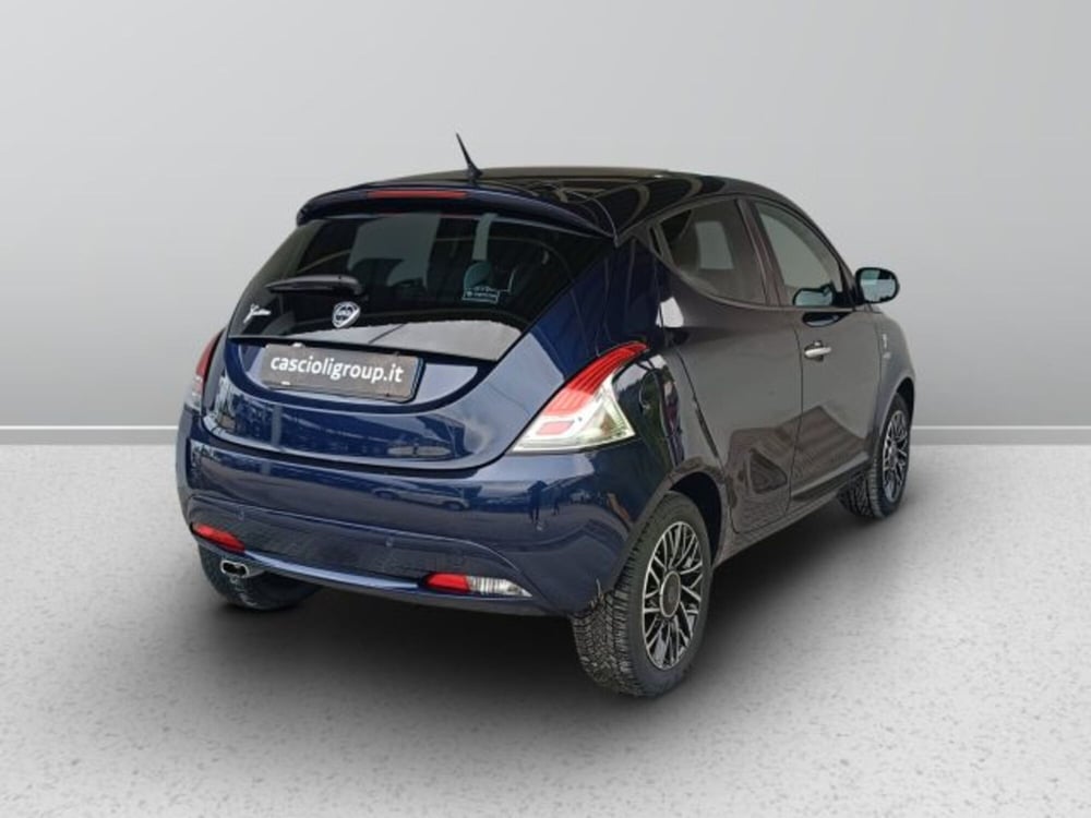 Lancia Ypsilon usata a Ascoli Piceno (5)