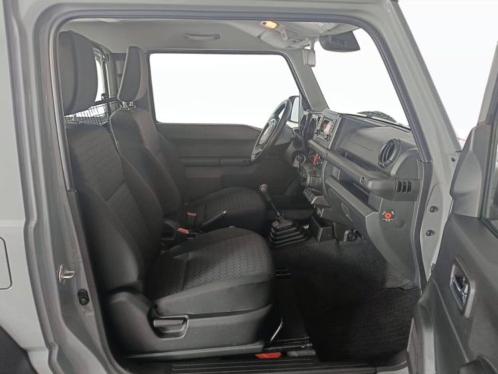 Suzuki Jimny usata a Ascoli Piceno (10)
