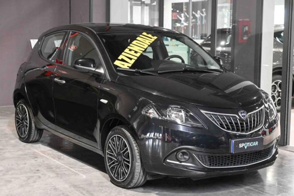 Lancia Ypsilon usata a Torino (3)