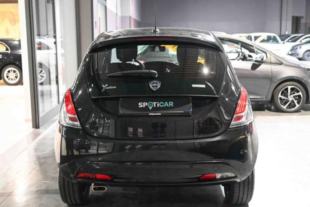 Lancia Ypsilon usata a Torino (6)
